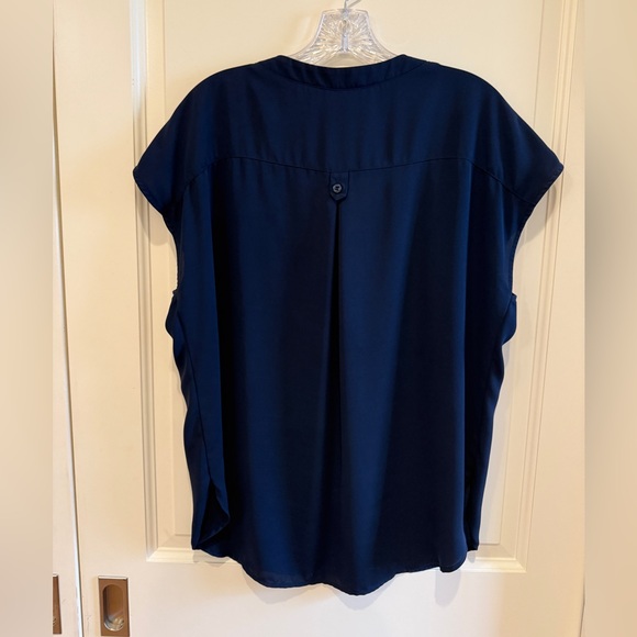 New York & Company Women's Navy Blue Top - Picture 2 of 3